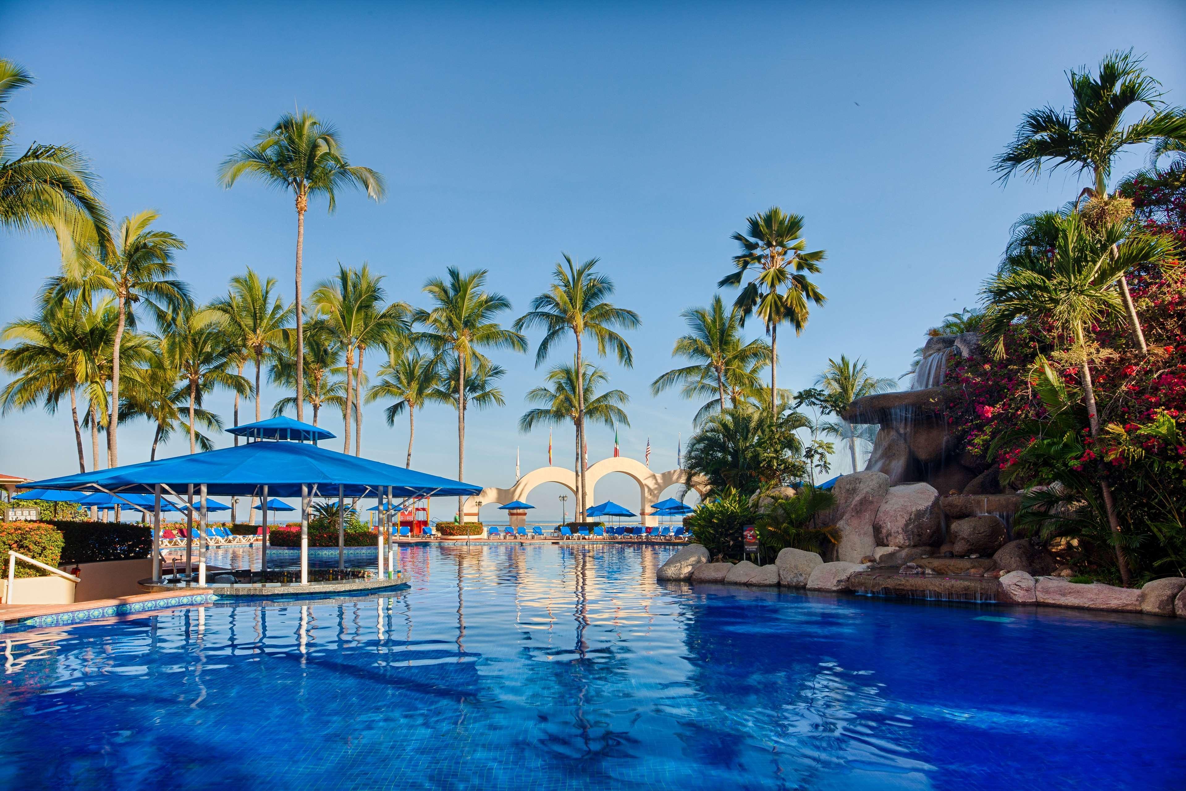 Barcelo Puerto Vallarta Hotel Екстериор снимка