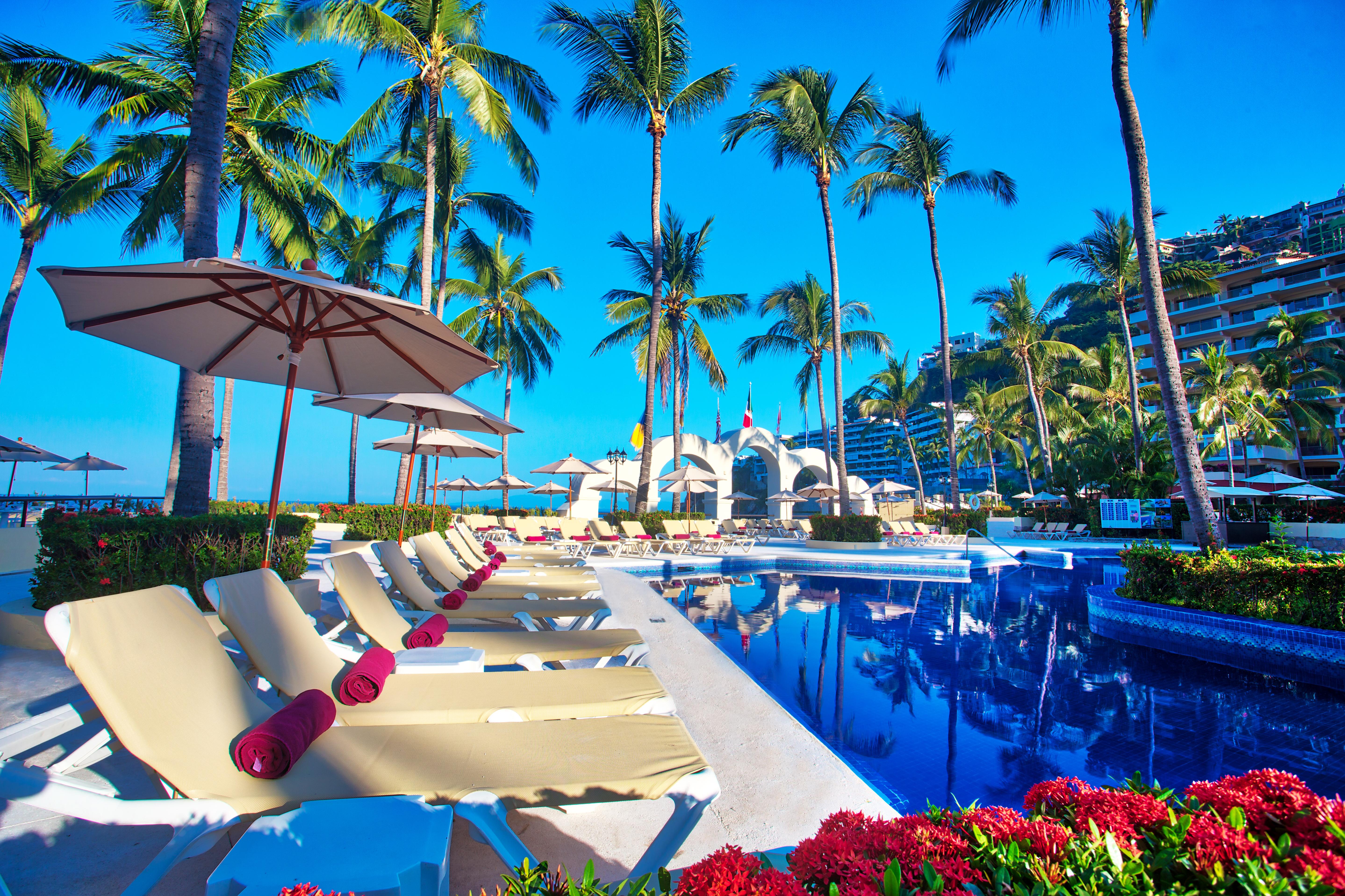 Barcelo Puerto Vallarta Hotel Екстериор снимка